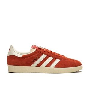 Adidas Gazelle “Preloved Red”